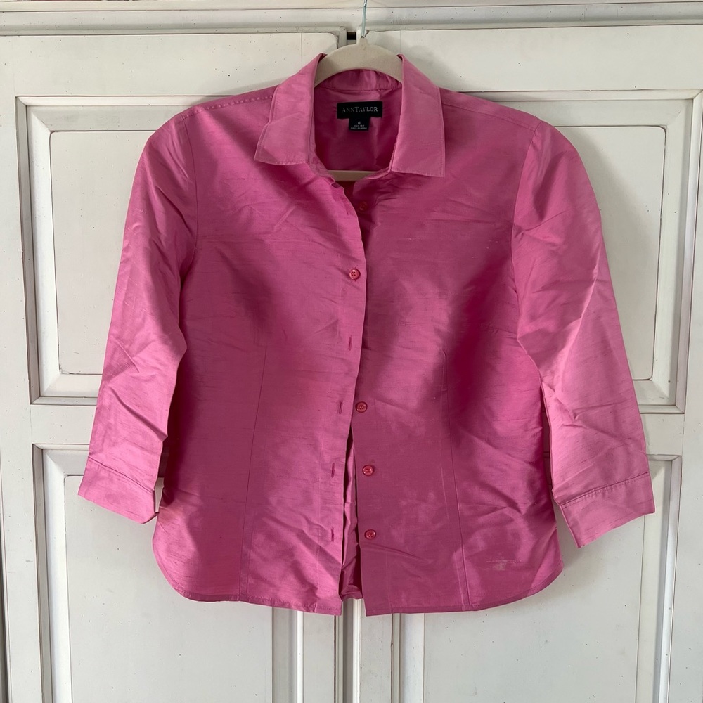 Ann Taylor 100% Silk Button Up